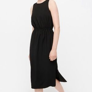 Black button-back midi dress